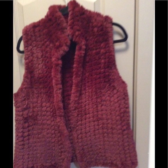 Faux fur Merlot vest - Picture 1 of 3